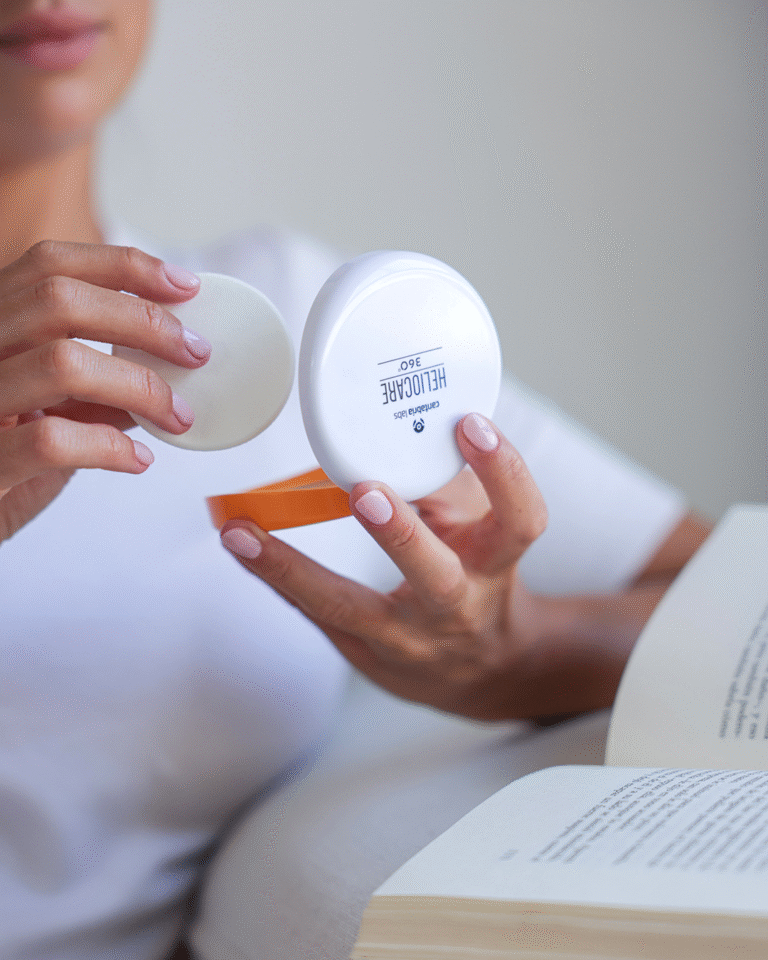 Kuva sosiaaliseen mediaan Heliocare Oil-Free Compact 1