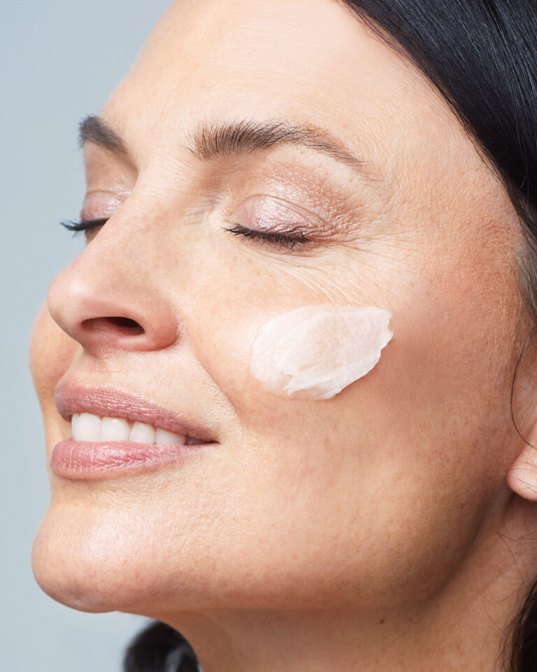 Kuva sosiaaliseen mediaan NEOSTRATA model 2