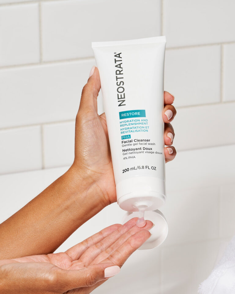 Kuva sosiaaliseen mediaan NEOSTRATA Facial Cleanser