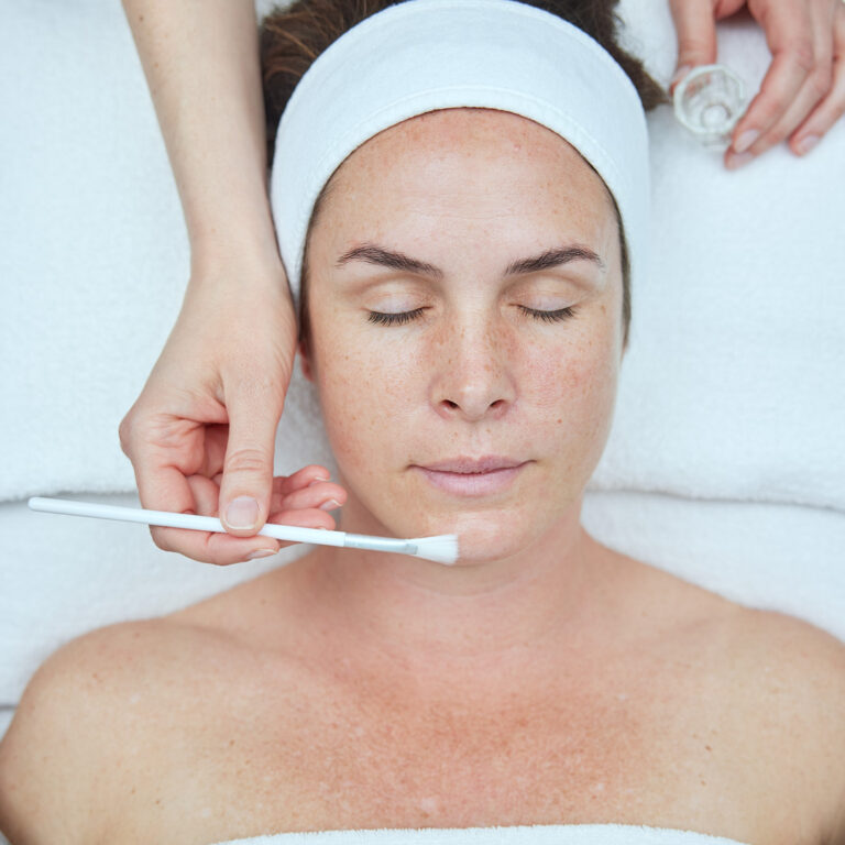 Kuva sosiaaliseen mediaan NEOSTRATA hoito 1