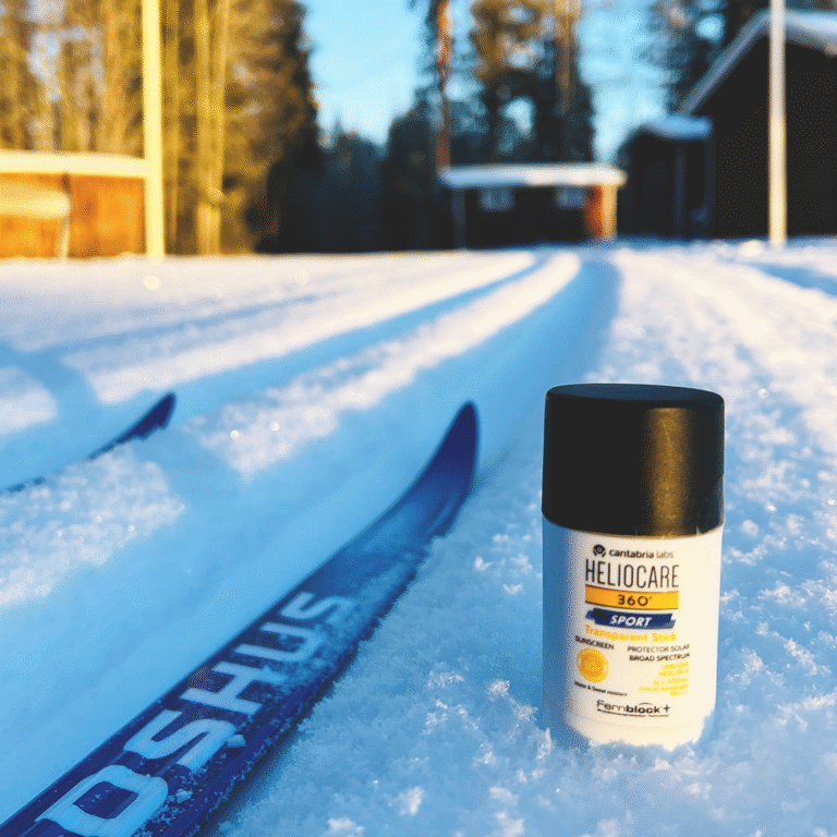 Kuva sosiaaliseen mediaan Heliocare Sport Transparent Stick 3