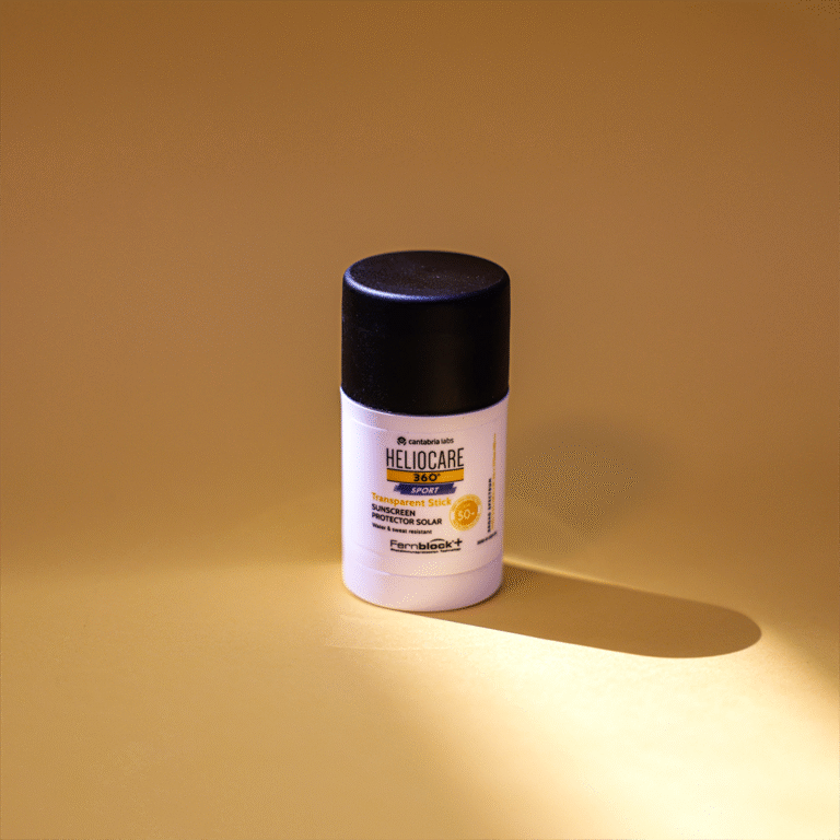 Kuva sosiaaliseen mediaan Heliocare Sport Transparent Stick 1