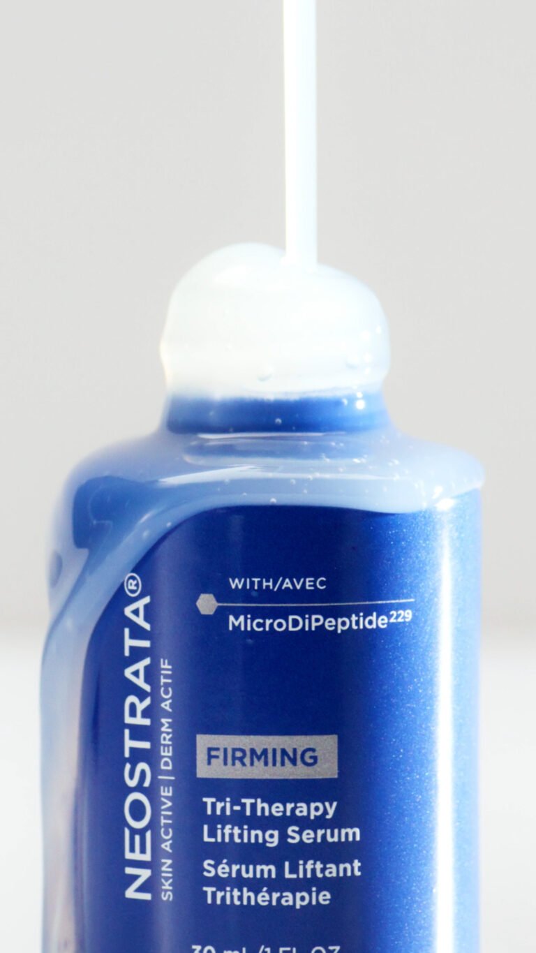 Video sosiaaliseen mediaan NEOSTRATA Tri-Therapy Lifting Serum 2